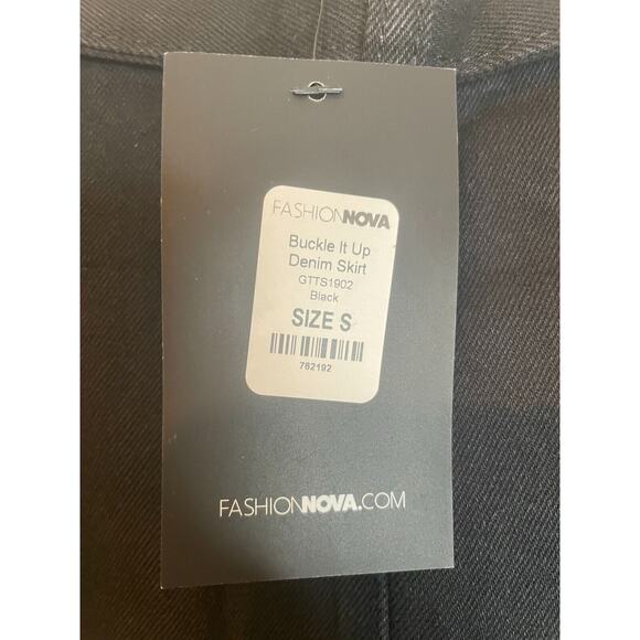 Fashion Nova Womens Front Zipper Denim Mini Skirt Belted Waist Size S Black - Picture 6 of 6